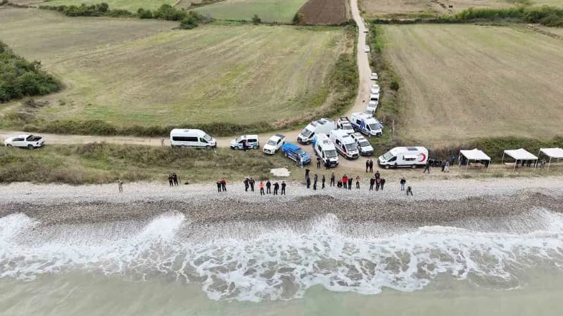 Sinop’ta teknede kaybolan polis memuru Numan Şen için sahil güvenlik ve ekiplerin arama çalışmaları