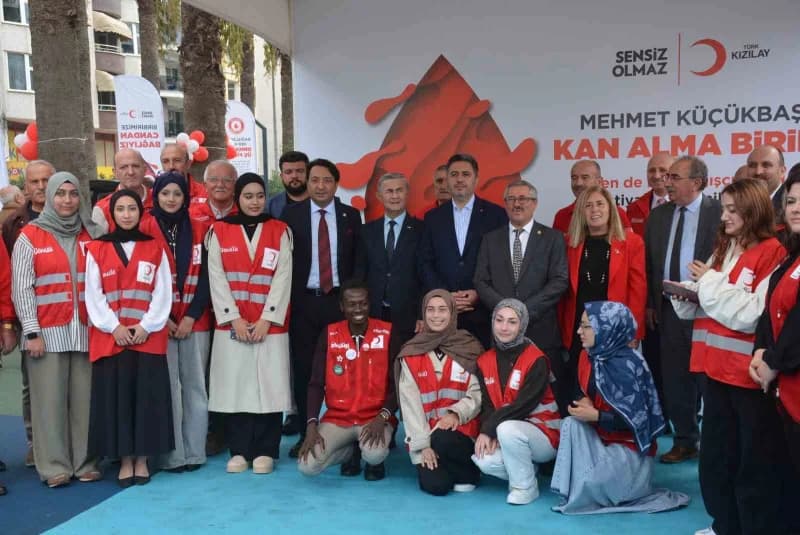 Sinop’ta 10 Ağustos’tan bu yana Kan bağışı kabul eden Mehmet Küçükbaş Kan Alma Birimi’nin resmi açılışı gerçekleştirildi