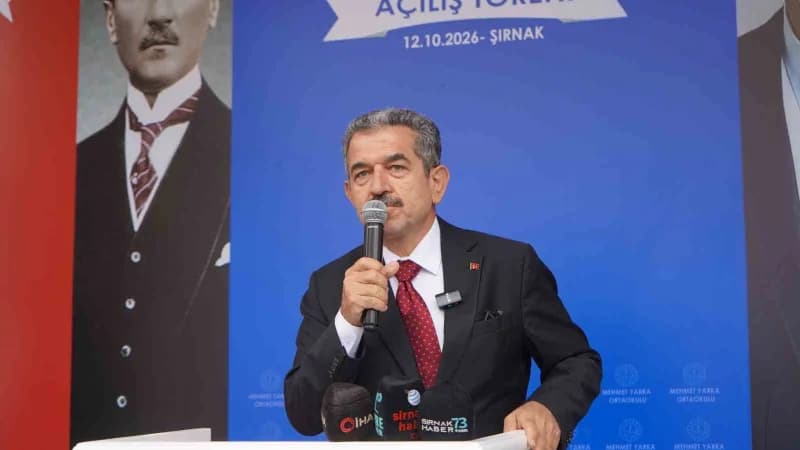 Şırnak’a kazandırılan okulun önemli bir Eğitim yatırımı olduğunu belirten Vali Birol Ekici, çocukların geleceğe hazırlan