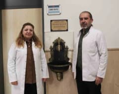 Sivas'ta Şehit Üsteğmen Cemalettin Yılmaz Mesleki ve Teknik Anadolu Lisesi koridorunda kurulan hayrat çeşmesi