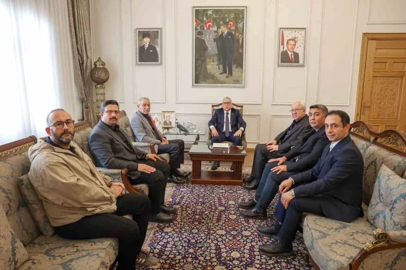 Birinci Dünya Savaşı’nda Ruslara esir düşerek Sibirya’ya götürülen Sivaslı Süvari Yüzbaşı Abdülkadir