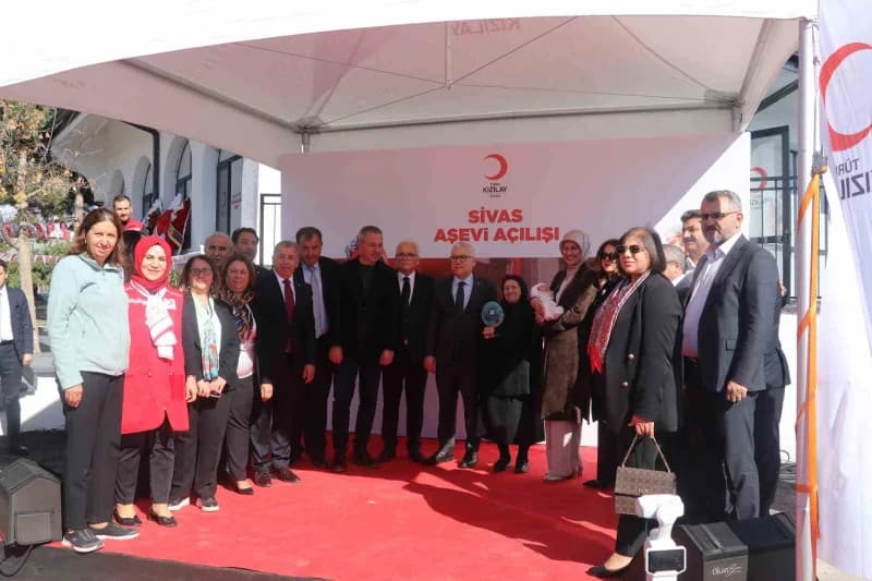 Semra ve Aydın Kurt Aşevi düzenlenen törenle hizmete açıldı.