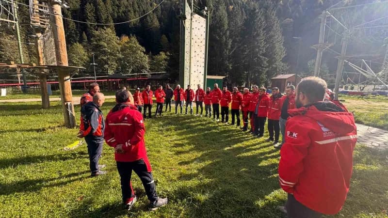 Sel, taşkın, heyelan ve kayıp şahıs olaylarında etkin görev almayı hedefleyen ekip, eğitimlerini tam