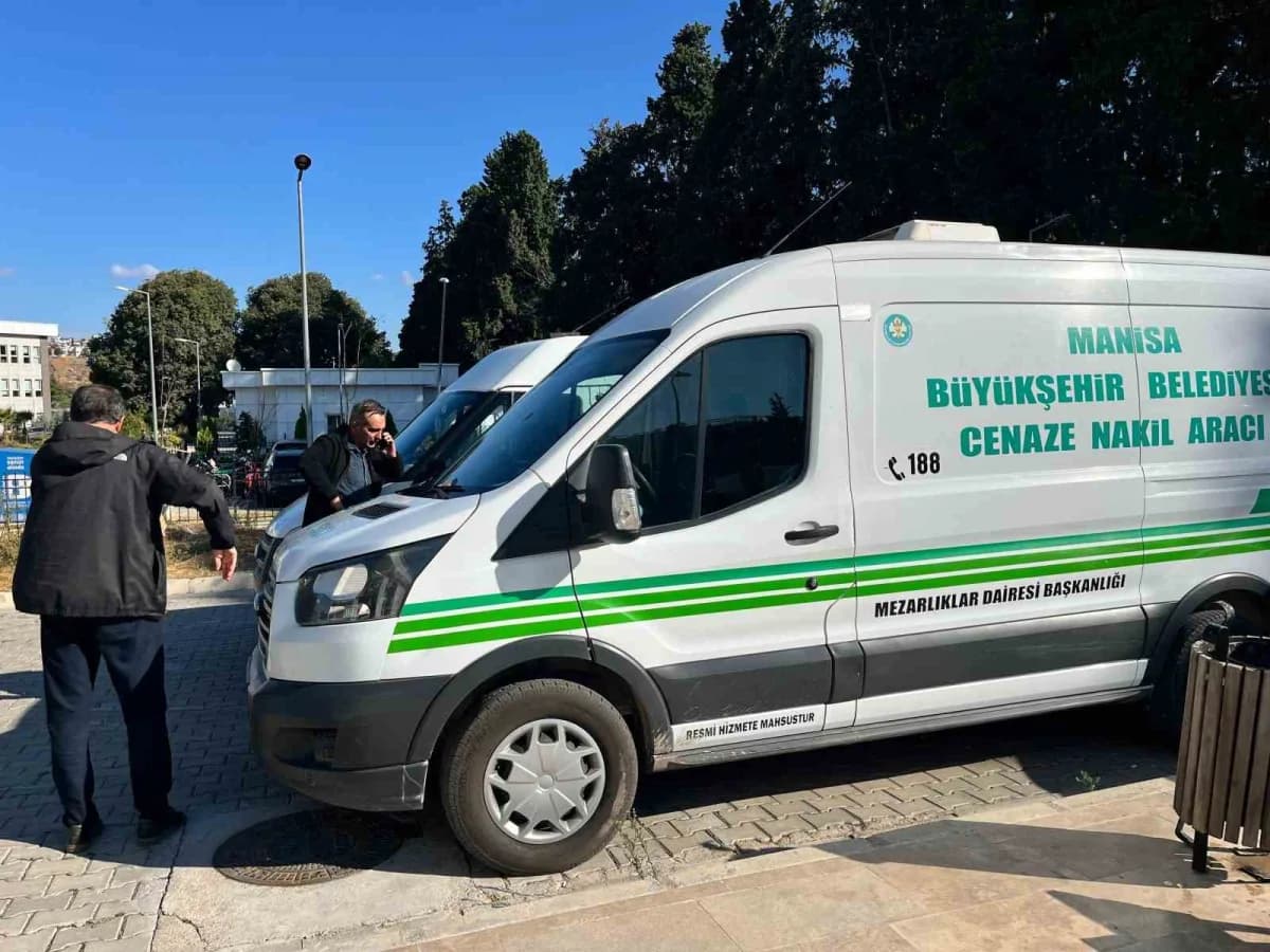 Soma İmbat maden ocağında meydana gelen göçük sonrası kurtarma çalışmaları ve madencilerin cenazeleri