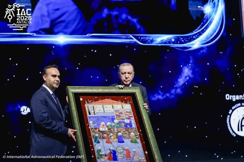 Cumhurbaşkanı Erdoğan, Antalya’da 77. Uluslararası Uzay Kongresi açılışında konuşma yapıyor