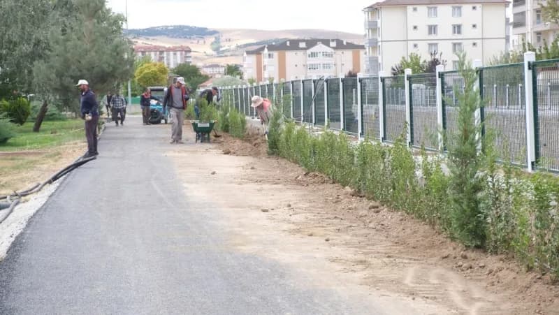 Sorgun ilçesinde sosyal yaşam alanlarını artırmaya yönelik çalışmalar aralıksız devam ediyor.