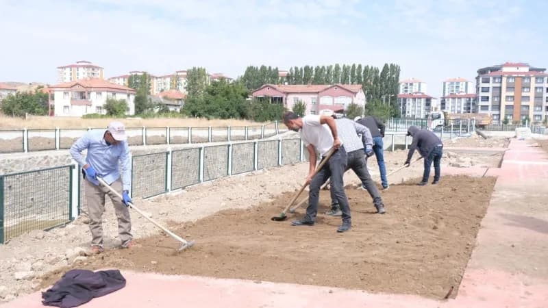 Sorgun ilçesinde sosyal yaşam alanlarını artırmaya yönelik çalışmalar aralıksız devam ediyor.