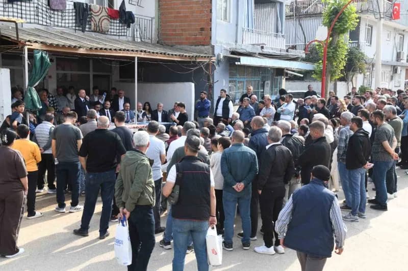 Uzun zamandır mağduriyet yaşayan Spil Mahallesi sakinleri, doğalgaz sorunlarının çözümü için elini t