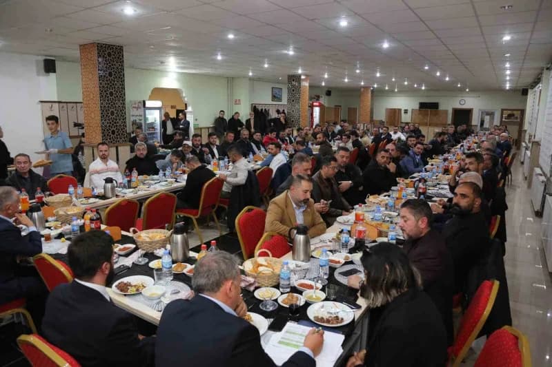 STSO Başkanı ve Başkan Adayı Zeki Özdemir, Şarkışla, Gemerek ve Altınyayla ziyaretlerinde ilçelerde