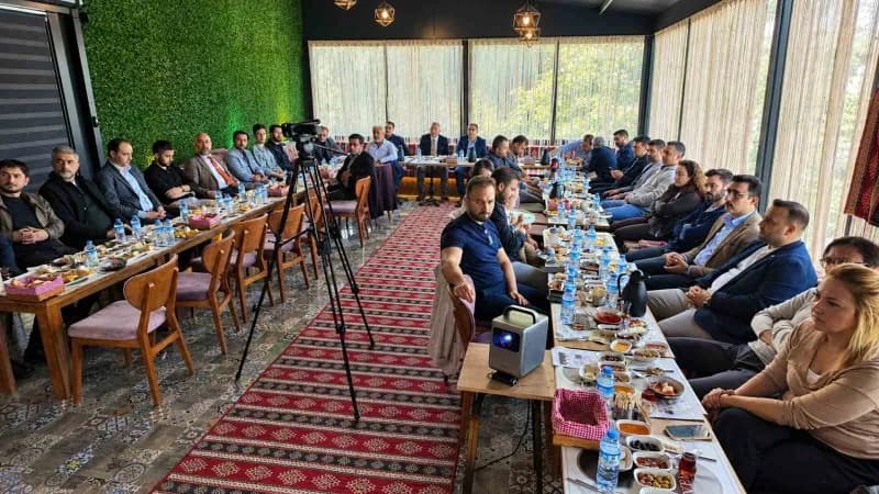 Sivas Ticaret ve Sanayi Odası Başkan Adayı Mustafa Eken elektronik ve bilişim sektörü temsilcileriyl