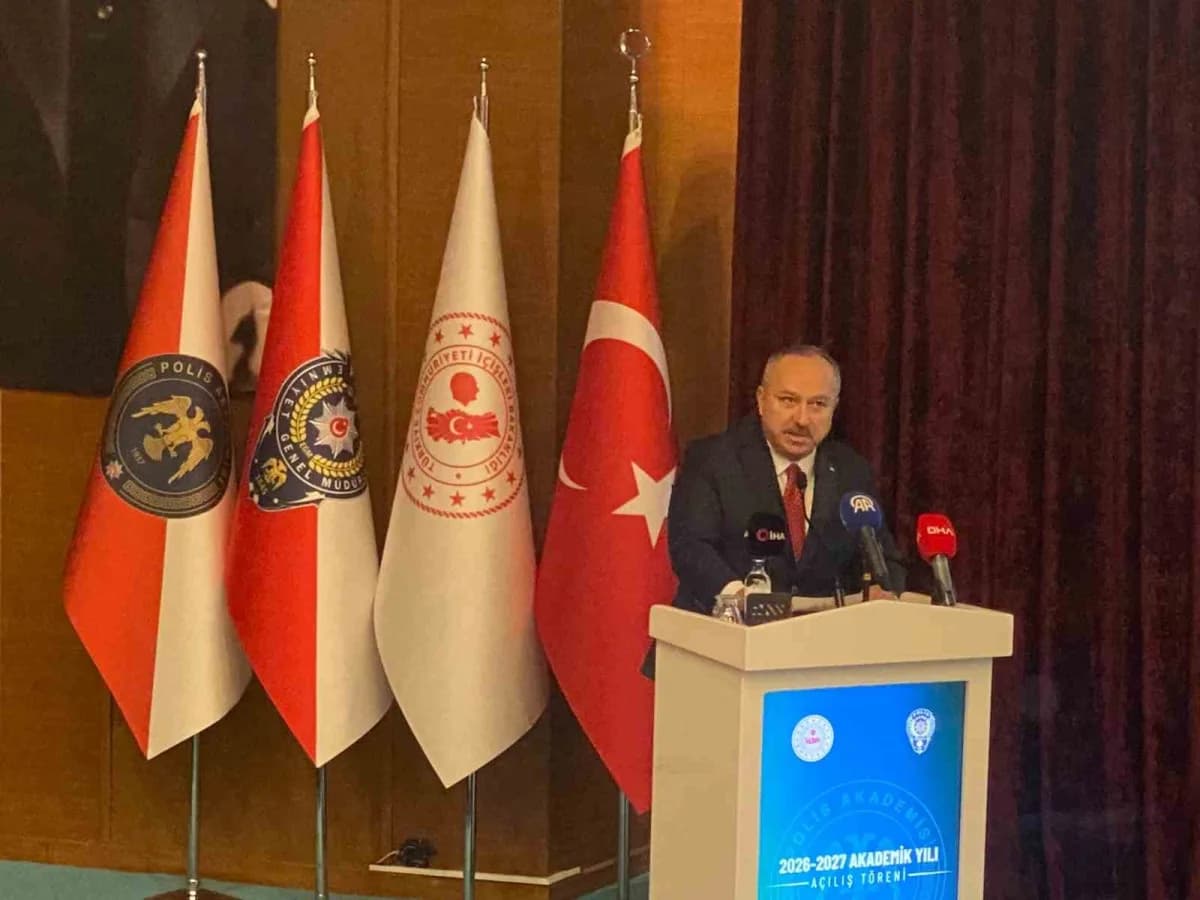 Emniyet Genel Müdürü Ali Fidan