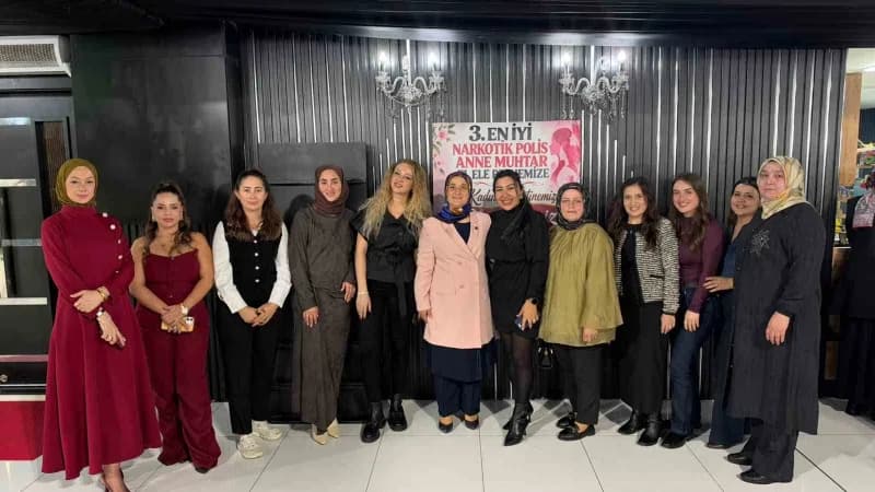 Sultanbeyli Mecidiye Mahallesi Muhtarı Hatice Türkeri öncülüğünde üçüncüsü düzenlenen "En İyi Narkot
