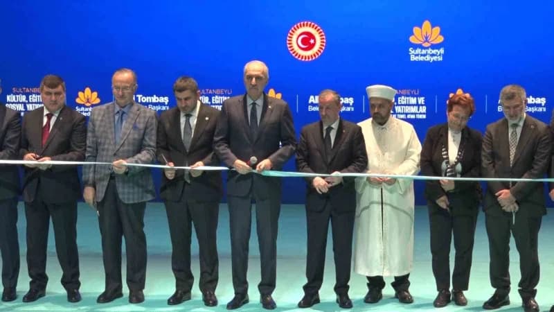 Sultanbeyli Belediyesi tarafından, "Kültür, Eğitim ve Sosyal Yatırımlar Toplu Açılış ve Temel Atma T