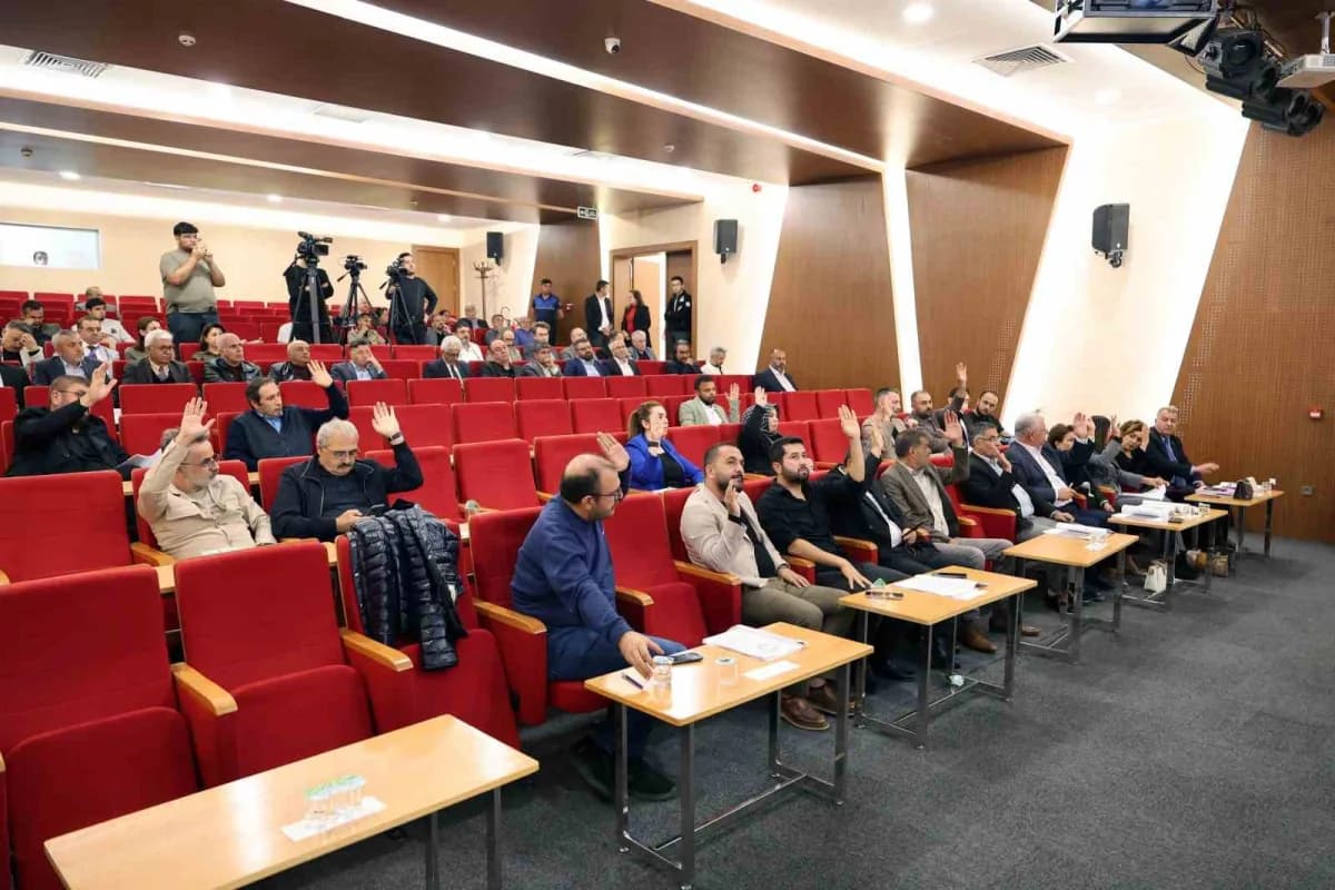 Talas Belediyesinin Ekim Ayı olağan Meclis toplantısında ilçenin ihtiyaçlarına yönelik çeşitli kararlar alındı. Belediye