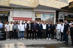 Arslan Tatar, Cizre Bulmuşlar Köyü’nde vatandaşlarla bir arada konuşma yaparken