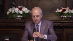 TBMM Başkanı Numan Kurtulmuş, İtalya’da Türk toplumu ile bir arada konuşma yaparken