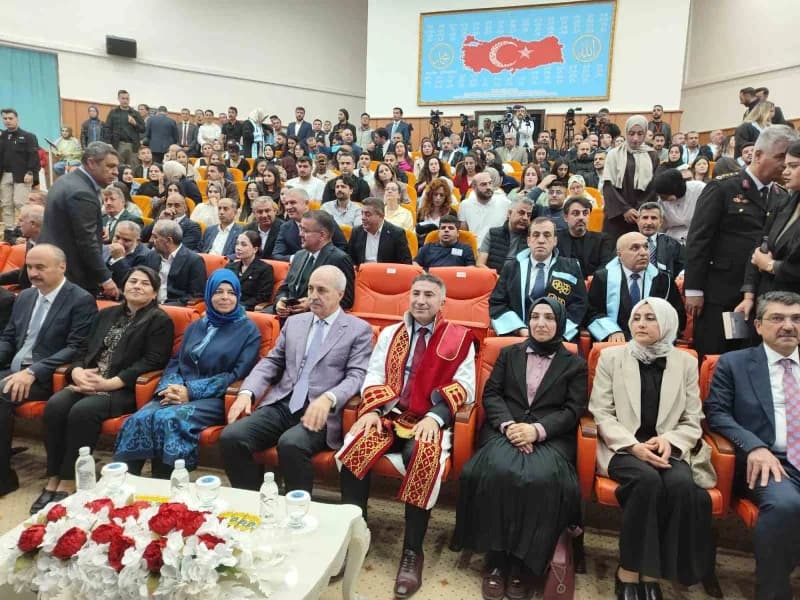 Batman Üniversitesi 2026-2027 Akademik Yıl Açılış Töreni, TBMM Başkanı Numan Kurtulmuş'un katılımıyl