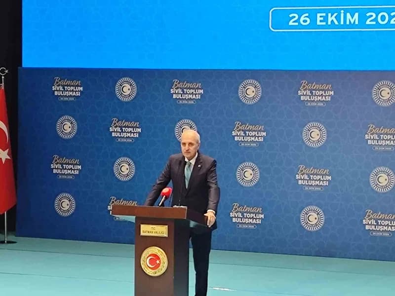 TBMM Başkanı Numan Kurtulmuş Batman'da sivil toplum kuruluşlarıyla toplantıda konuşuyor