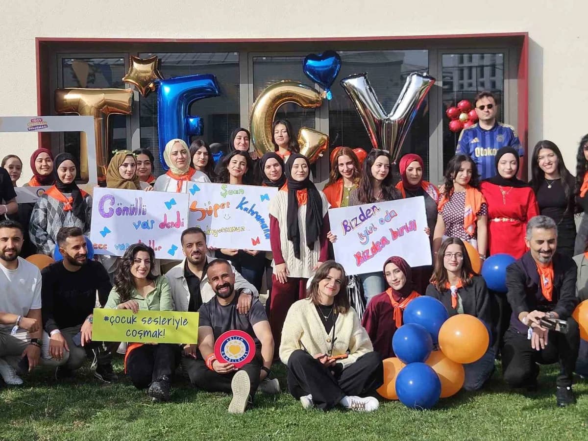 Türkiye Eğitim Gönüllüleri Vakfı’nın (TEGV) Van Nirun Şahingiray Eğitim Parkı’nda düzenlediği Bölges