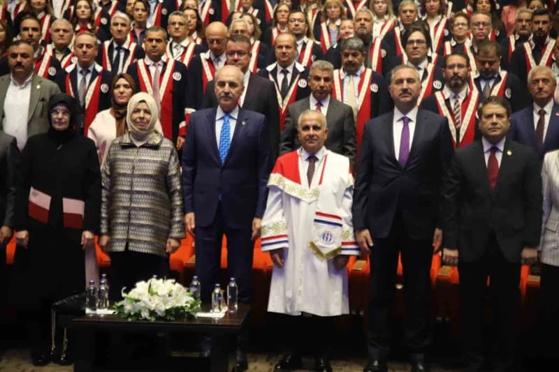 TBMM Başkanı Numan Kurtulmuş, Gaziantep Üniversitesi Akademik Yıl Açılış törenine katıldı