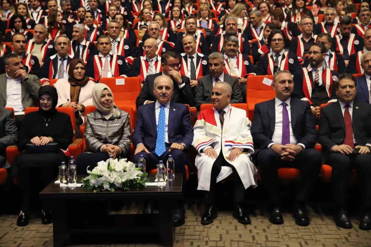 TBMM Başkanı Numan Kurtulmuş, Gaziantep Üniversitesi Akademik Yıl Açılış törenine katıldı
