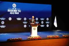 TBMM Başkanı Numan Kurtulmuş, Gaziantep Üniversitesi Akademik Yıl açılış töreninde konuşma yaparken