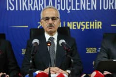 Ulaştırma ve Altyapı Bakanı Abdulkadir Uraloğlu Nevşehir’de basın toplantısında konuşuyor