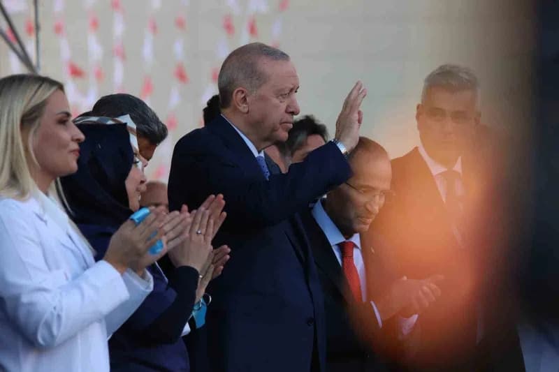 Cumhurbaşkanı Erdoğan: "Terörsüz Türkiye hedefimizde aramıza kimse giremeyecek"