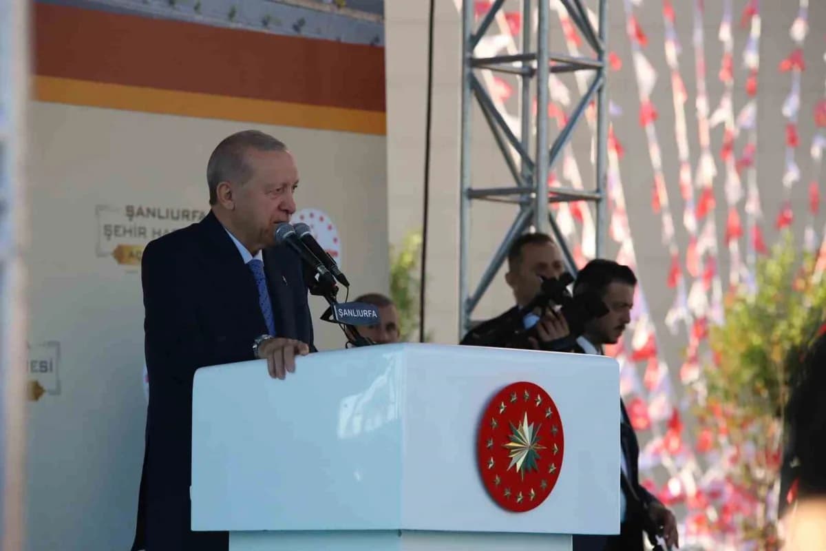 Cumhurbaşkanı Erdoğan: "Terörsüz Türkiye hedefimizde aramıza kimse giremeyecek"