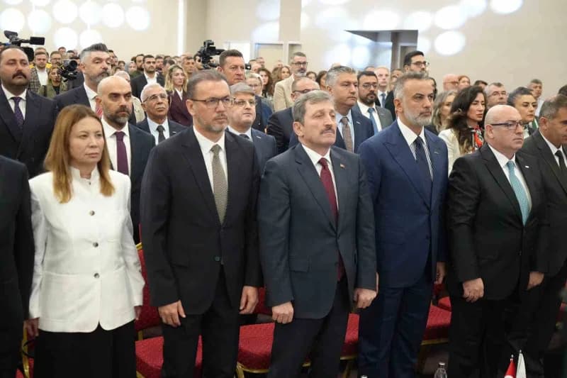 Uluslararası 3. Samsun İkiztepe Sağlık Zirvesi ve Kuzey Anadolu Sağlık ve Medikal Fuarı’nın açılışı, Samsun Büyükşehir B