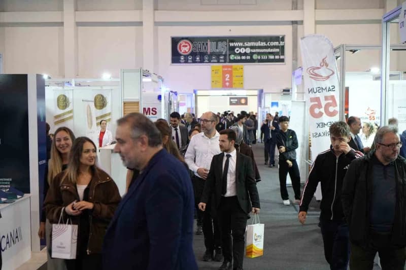 Uluslararası 3. Samsun İkiztepe Sağlık Zirvesi ve Kuzey Anadolu Sağlık ve Medikal Fuarı’nın açılışı, Samsun Büyükşehir B