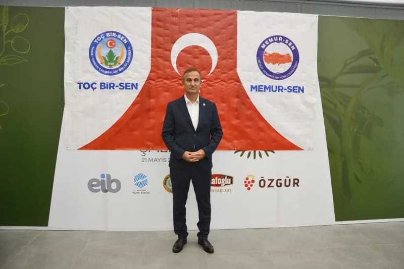 Memur-sen’e bağlı TOÇ Bir-sen Manisa Şubesi’nin 4. Olağan Genel Kurulu’nda mevcut başkan Uğur Bayil yeniden seçildi. Man
