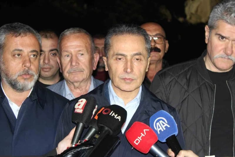 Nevşehir Göreme’de peribacasında meydana gelen toprak kayması sonrası kurtarma çalışmaları