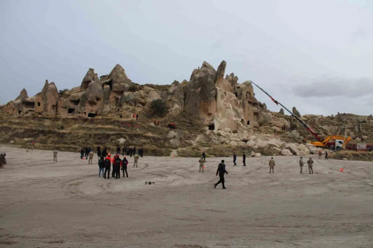 Nevşehir Valisi Hüseyin Kök; Göreme beldesinde meydana gelen kaya kayması ile ilgili olarak cumhuriy