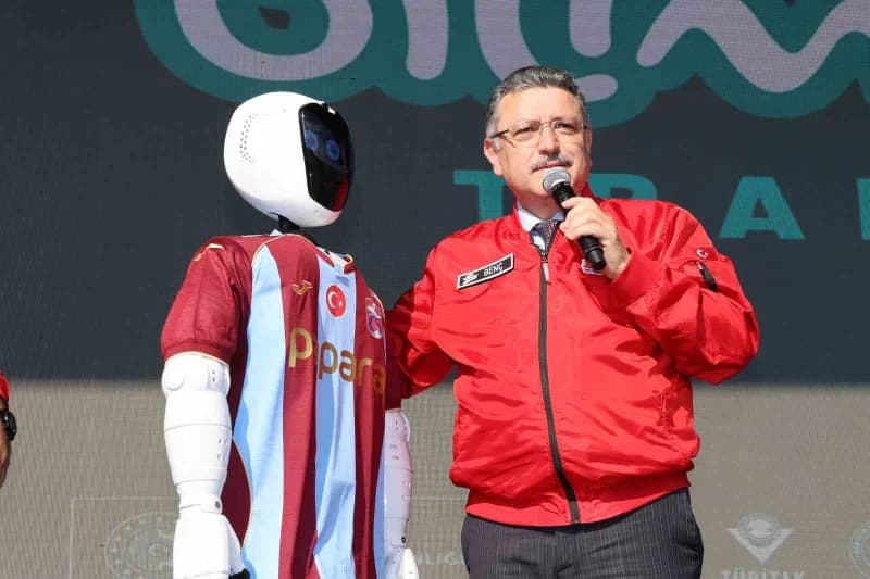 Törende konuşan Başkan Ahmet Metin Genç, Trabzon’un Bilim ve teknoloji alanında da öncü şehirlerden