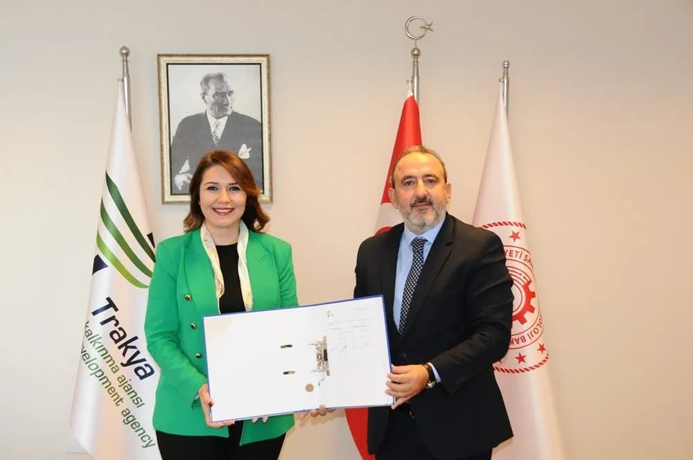 Temmuz-ağustos dönemi kapsamında Destek almaya hak kazanan kurum ve kuruluşlarla sözleşmeler imzalan