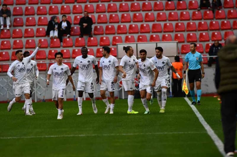 Trendyol 1. Lig'in 11. Haftasında Kayserispor, evinde karşılaştığı Batman Petrolspor ile 2-2 berabere kaldı.