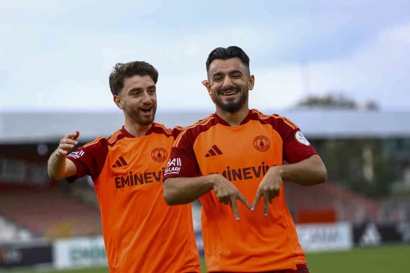 Trendyol 1. Lig’in 12. Haftasında Ümraniyespor, evinde karşılaştığı Sivasspor’u 4-0 mağlup etti.