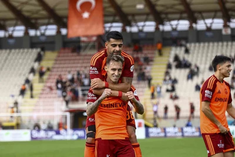 Trendyol 1. Lig’in 12. Haftasında Ümraniyespor, evinde karşılaştığı Sivasspor’u 4-0 mağlup etti.