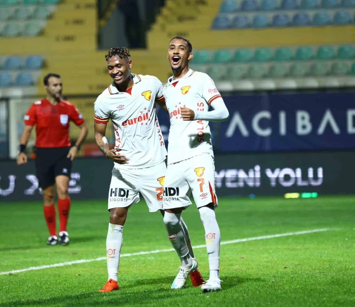 Trendyol Süper Lig’in 7. Haftasında Eyüpspor, sahasında karşılaştığı Göztepe’ye 4-0 mağlup oldu.