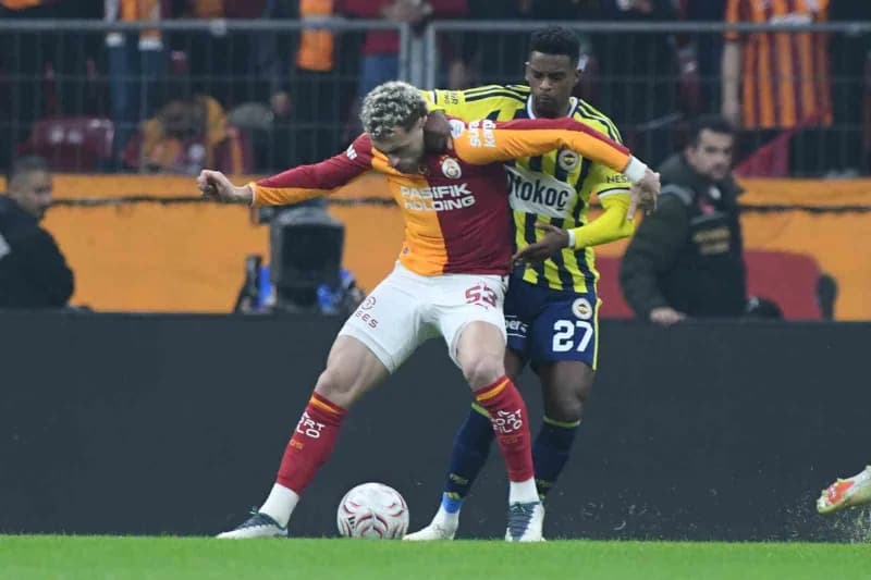 Trendyol Süper Lig’in 9. Haftasında derbide Galatasaray ile Fenerbahçe karşılaşıyor. Mücadelenin ilk