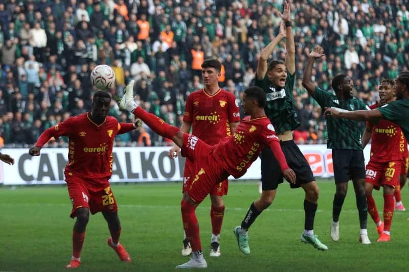 Trendyol Süper Lig'in 9. Haftasında Kocaelispor, sahasında karşılaştığı Göztepe'ye 2-1 mağlup oldu.