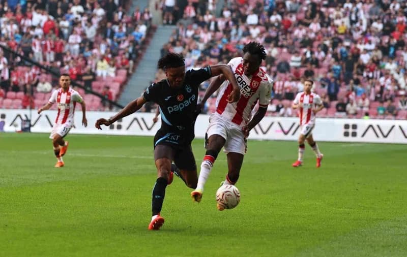 Trendyol Süper Lig'in 7. Haftasında Samsunspor, sahasında Trabzonspor ile karşı karşıye geliyor. Mücadelenin ilk yarısı