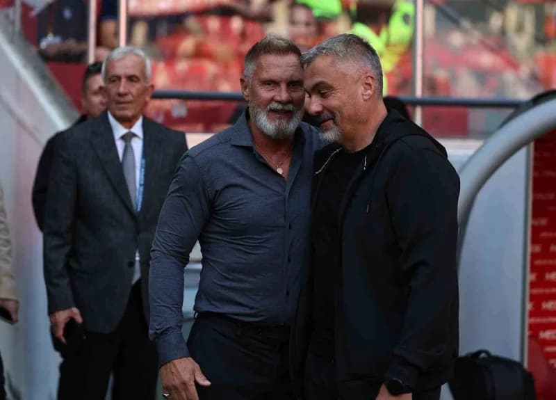 Trendyol Süper Lig'in 7. Haftasında Samsunspor, sahasında Trabzonspor ile karşı karşıye geliyor. Mücadelenin ilk yarısı