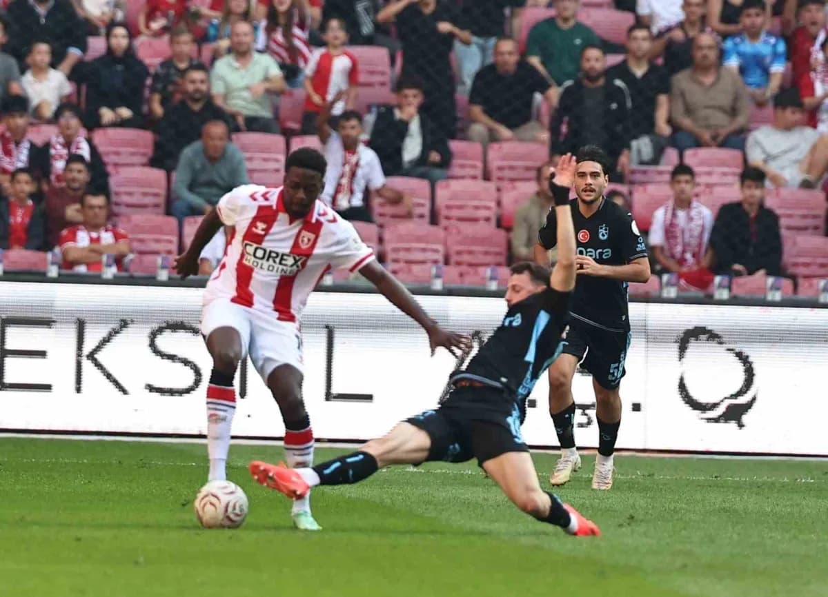 Trendyol Süper Lig'in 7. Haftasında Samsunspor, sahasında Trabzonspor ile karşı karşıye geliyor. Mücadelenin ilk yarısı