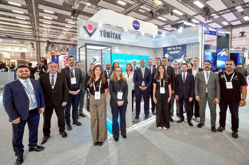 TÜBİTAK Uzay araştırmaları alanındaki çalışmalarını 5-9 Ekim tarihlerinde Antalya’da düzenlenen 77. Uluslararası Uzay Ko