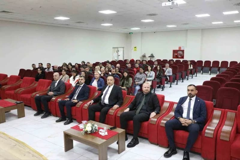Tunceli’de Okul sporlarının daha etkin ve yaygın hale getirilmesi için değerlendirme toplantısı yapıldı.