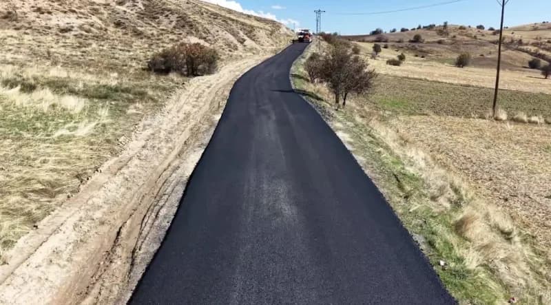 Tunceli’de 120 kilometrelik Sıcak asfalt hedefi tamamlandı, yıl sonu hedefi 140 kilometreye çıkarıld