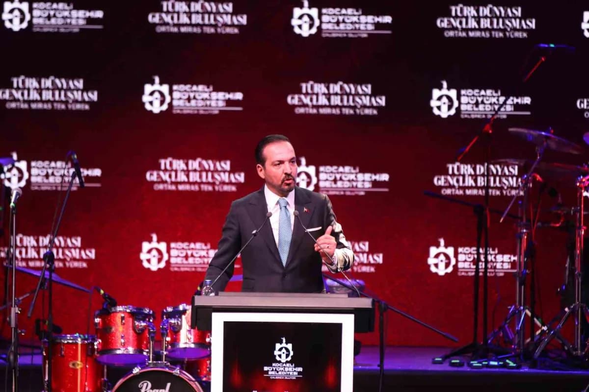 AK Parti Genel Başkan Yardımcısı ve Türk Devletleri ile İlişkiler Başkanı Kürşad Zorlu, "İnşallah gönül coğrafyamızdan,