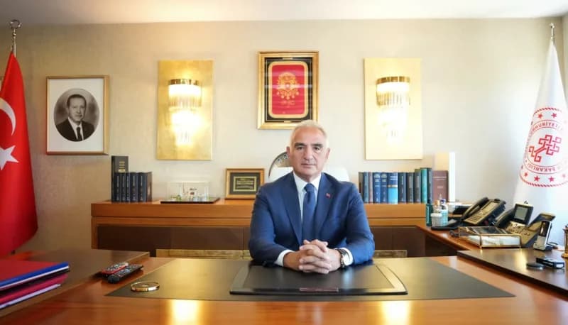 Kültür ve Turizm Bakanı Mehmet Nuri Ersoy, Türk sinemasına destek açıklaması yaparken